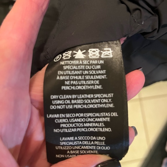 Mackage ladies light weight jacket - Picture 4 of 5